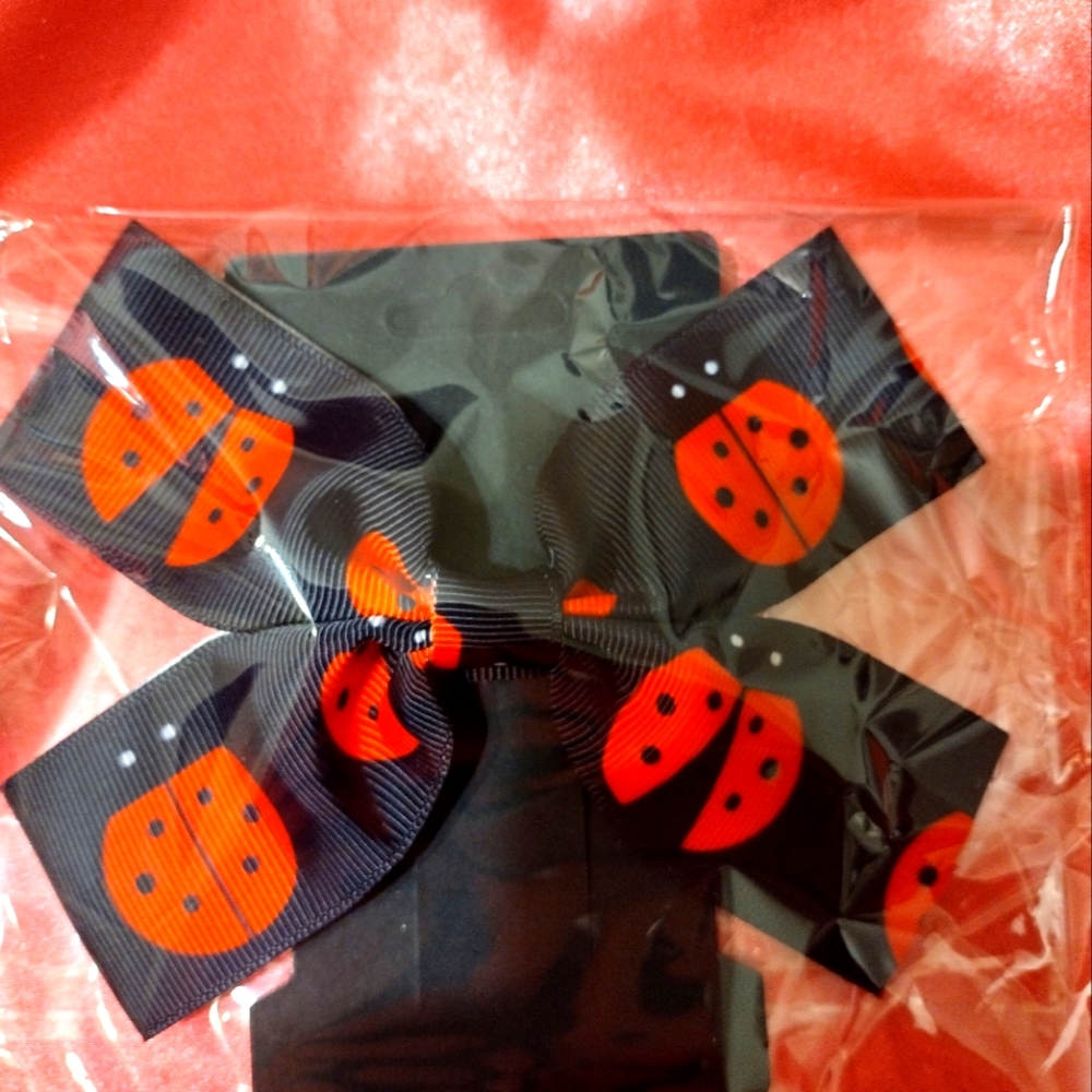 Hey ladybug hair bow